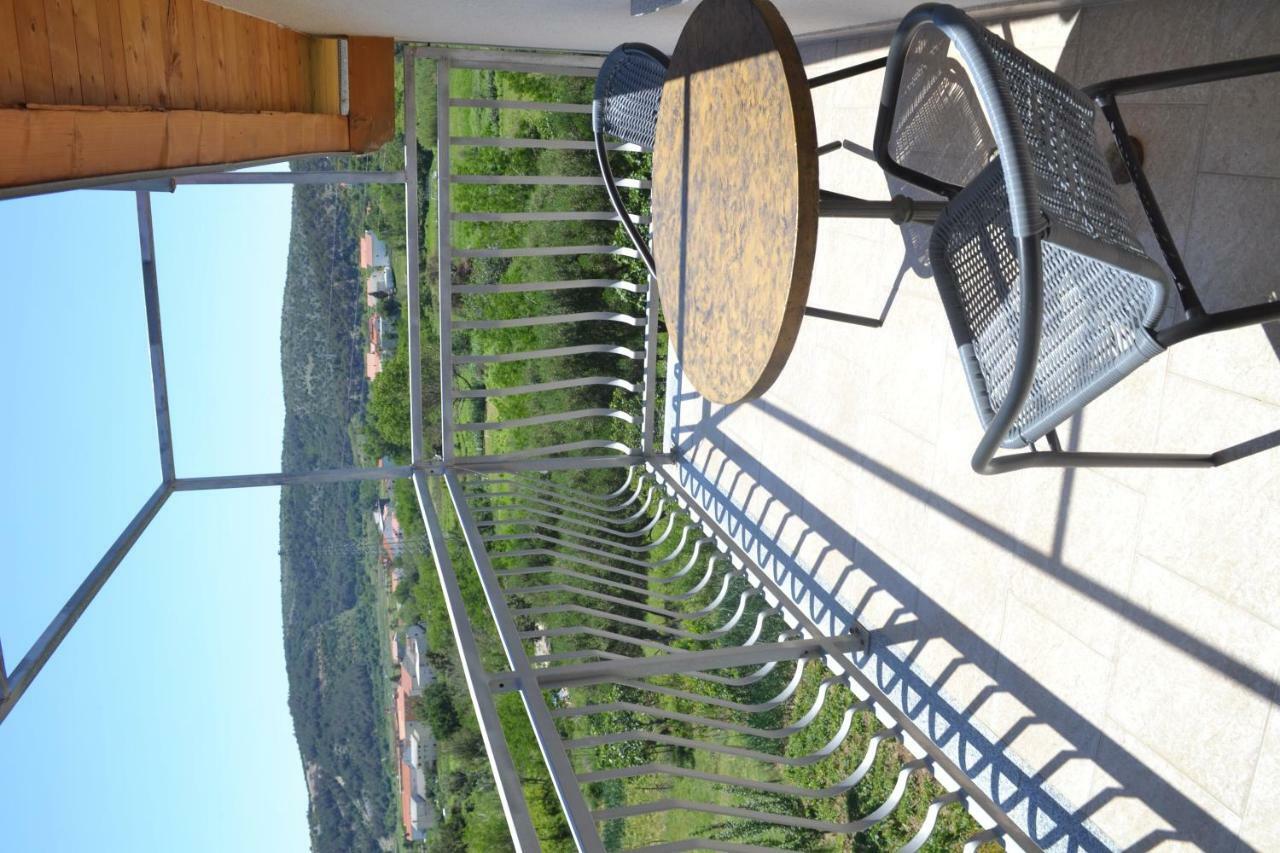 Villa Ester โลปาร์ ภายนอก รูปภาพ