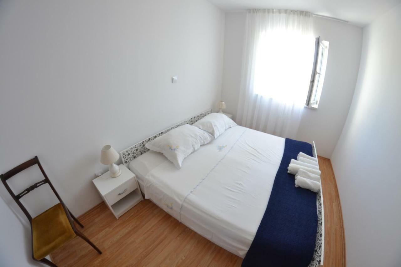 Villa Ester โลปาร์ ภายนอก รูปภาพ